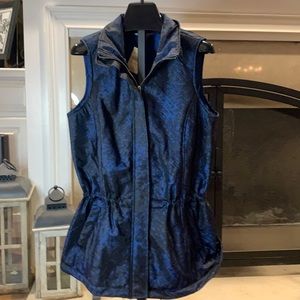 New Coldwater Creek blue black vest small